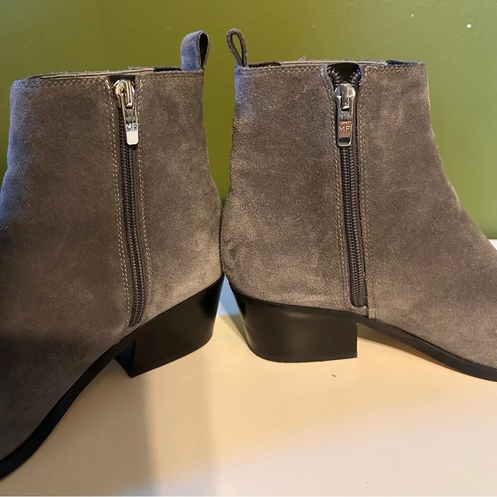 Marc Fisher Ulora Gray Suede Ankle Booties Pointed Toe Size 8.5